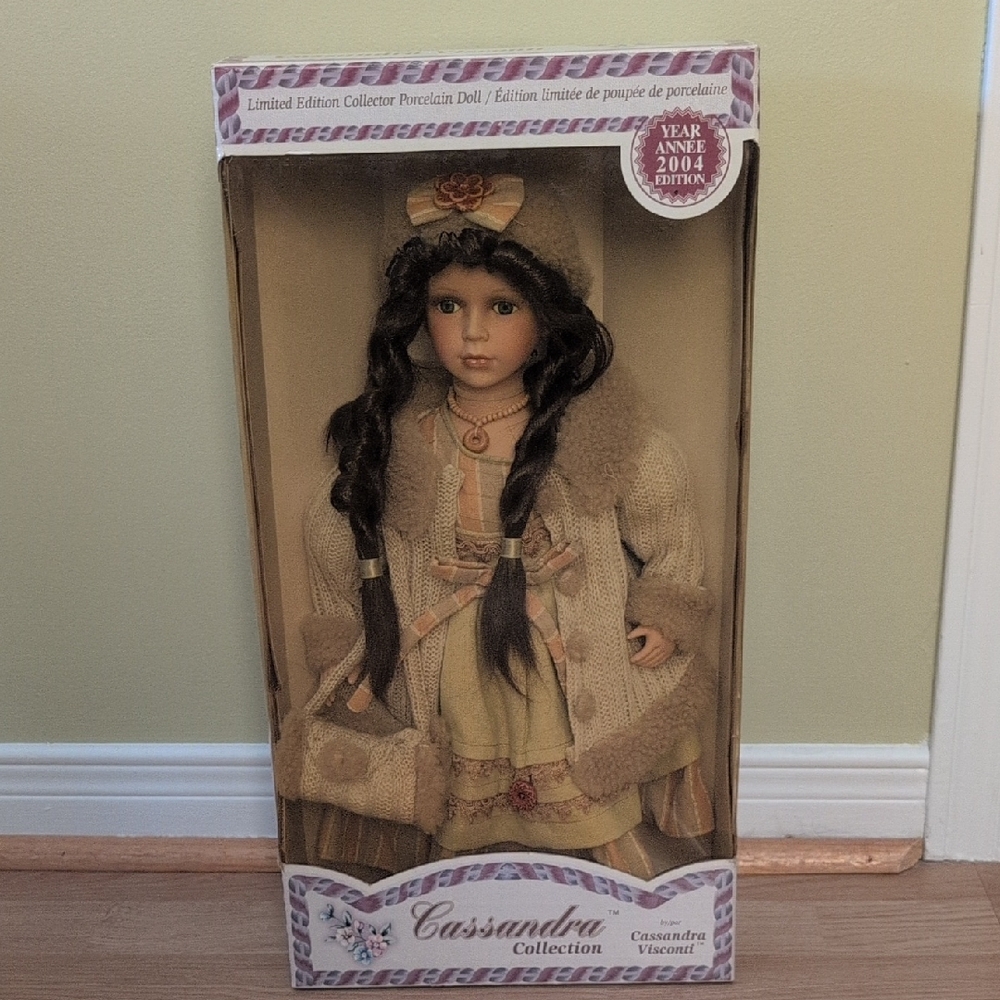 NIB Cassandra Collection Porcelain Doll with Cream Outfit